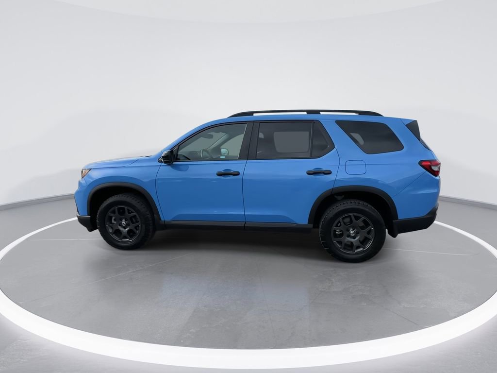 Certified 2023 Honda Pilot TrailSport image 9
