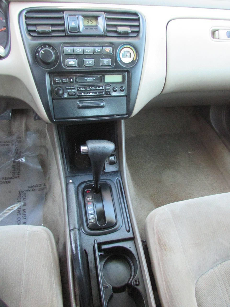 Used 2000 Honda Accord LX image 29