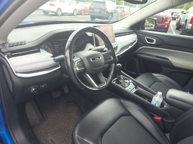 Used 2022 Jeep Compass Latitude w/ Convenience Group AWD/4WD image 15