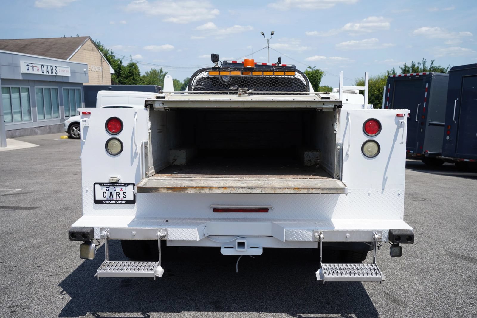 Used 2015 Ford F550 4x4 Crew Cab Super Duty image 10