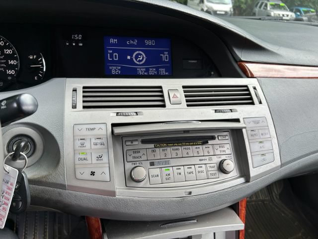 Used 2007 Toyota Avalon XLS FWD image 13