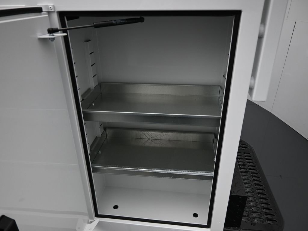 New 2026 Ford F350 XL w/ XL Chrome Package image 28