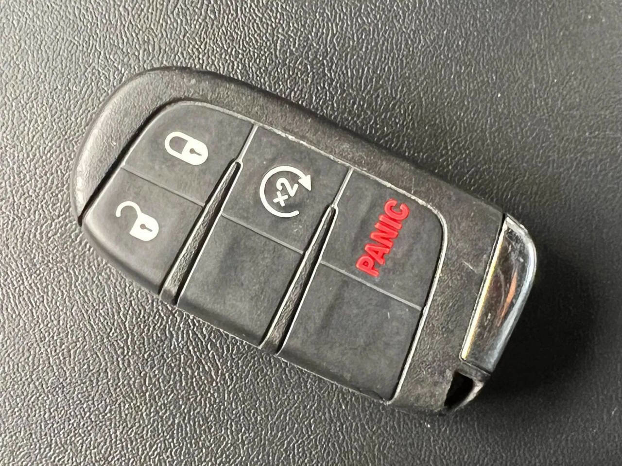 Used 2015 Jeep Renegade Trailhawk w/ Safety & Security Group I image 21