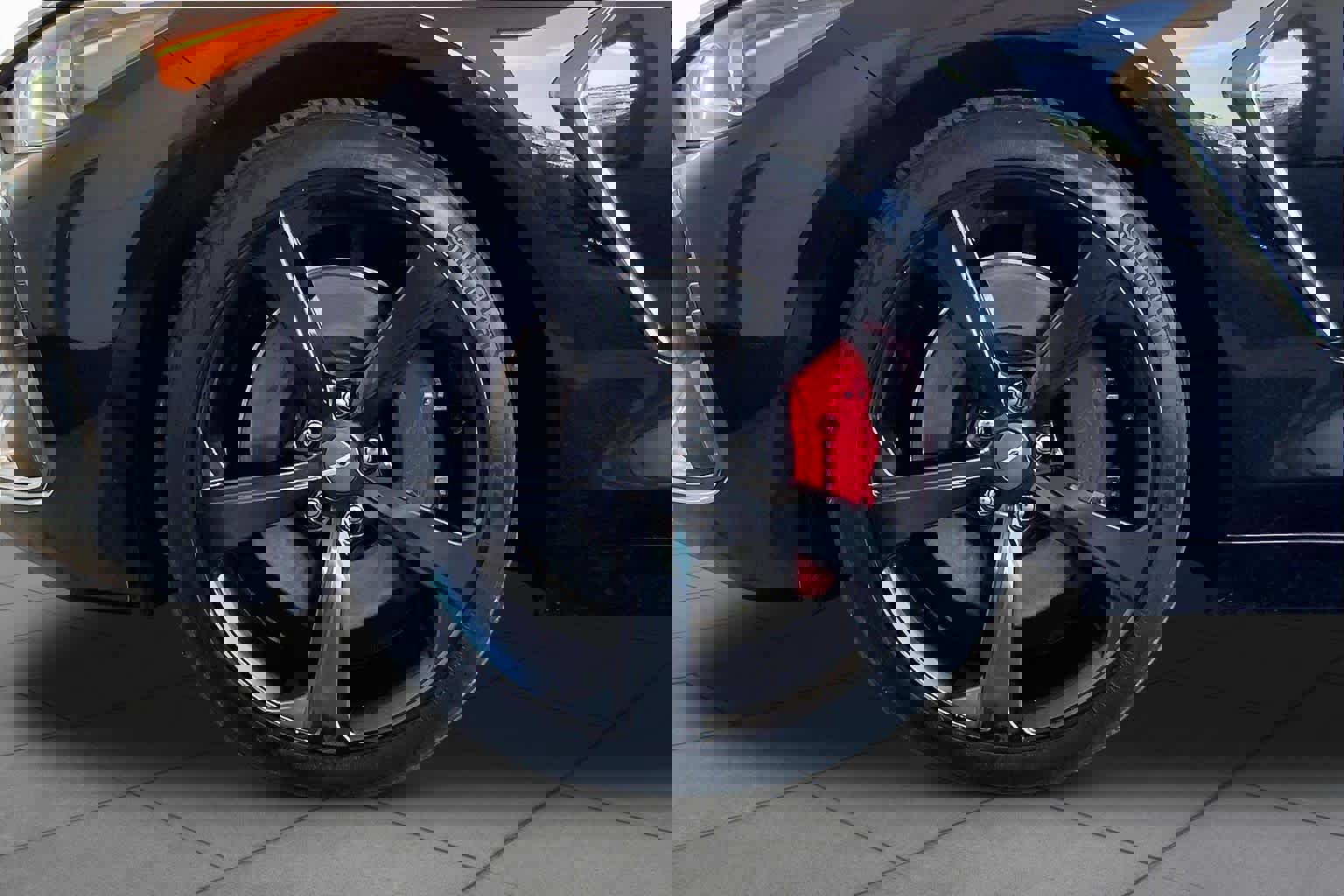 Used 2021 Genesis G70 3.3T w/ Sport Package image 11