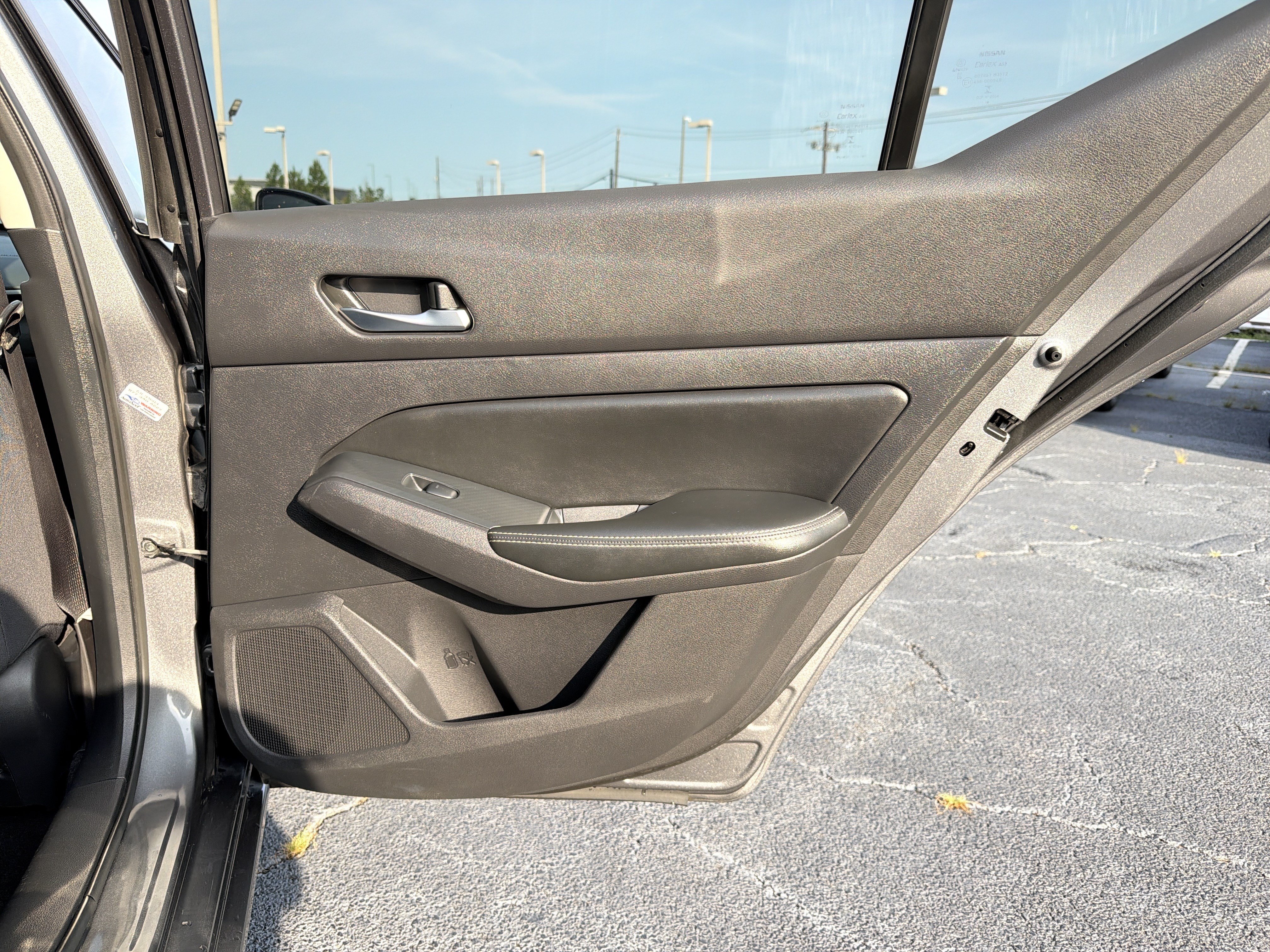 Used 2019 Nissan Altima 2.5 S FWD image 14