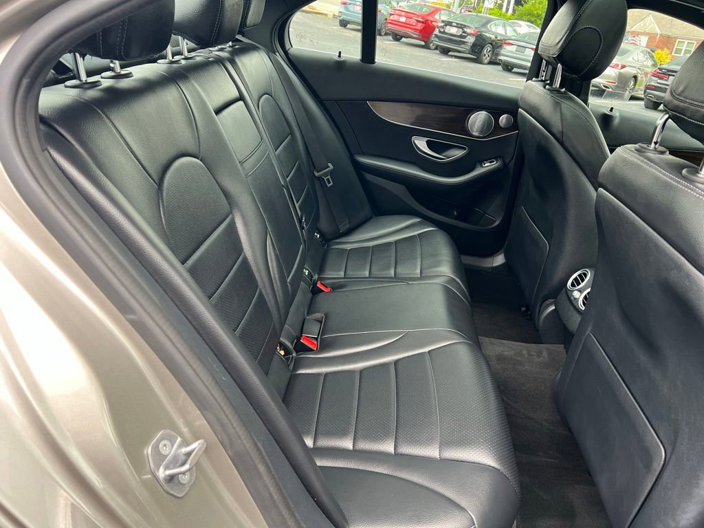 Used 2019 Mercedes-Benz C 300 4MATIC Sedan image 20