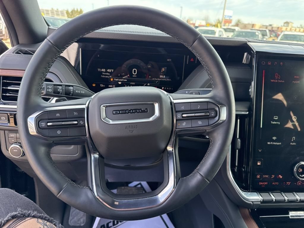Used 2025 GMC Yukon XL Denali AWD/4WD image 33