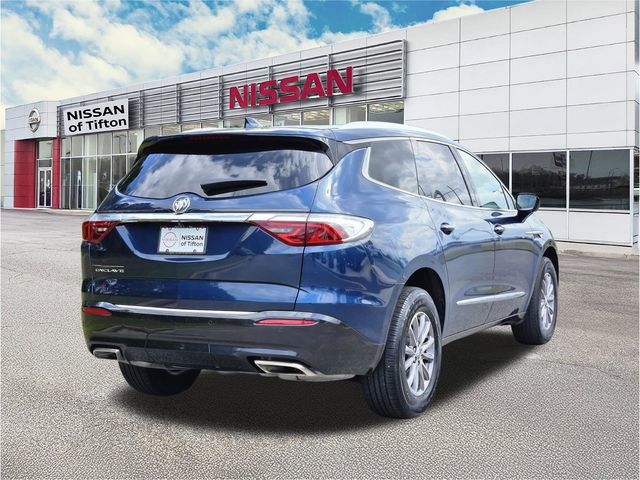 Used 2023 Buick Enclave Essence image 4