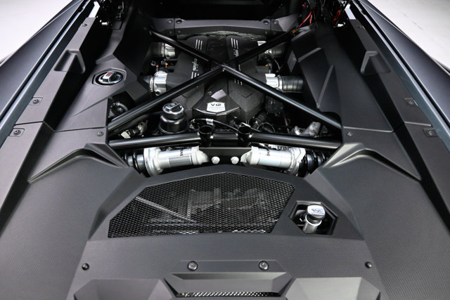 Used 2016 Lamborghini Aventador LP 700-4 AWD/4WD image 6