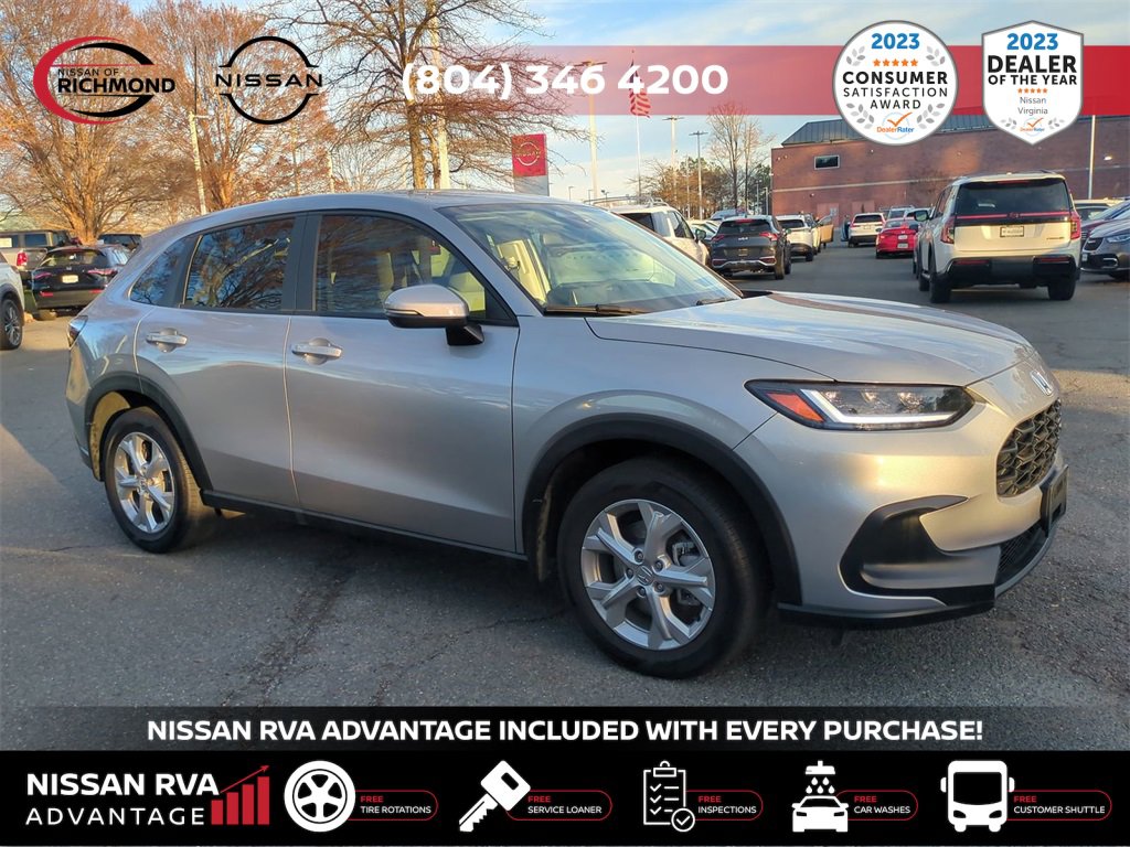 Used 2023 Honda HR-V LX image 3