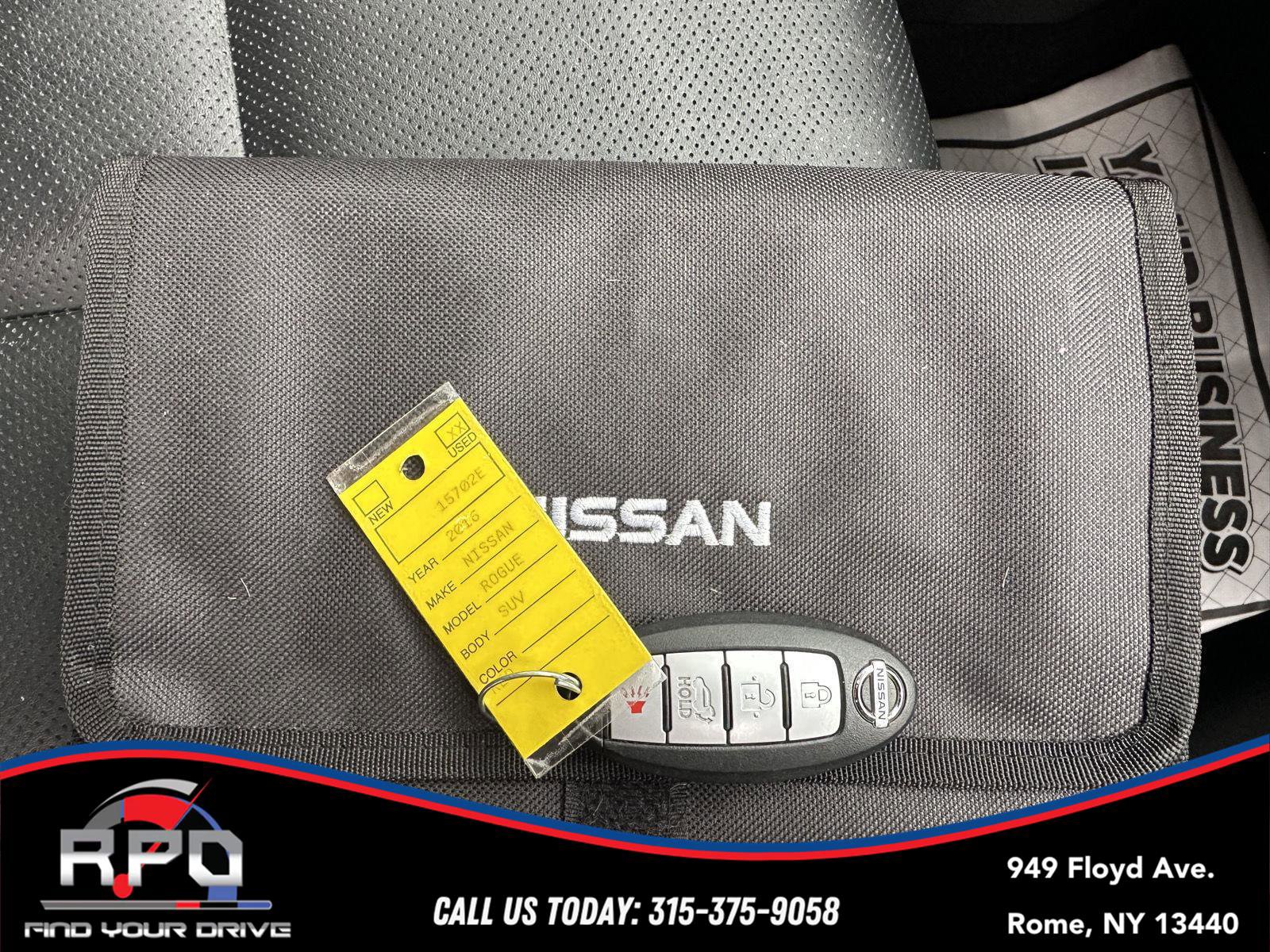 Used 2016 Nissan Rogue SL image 32