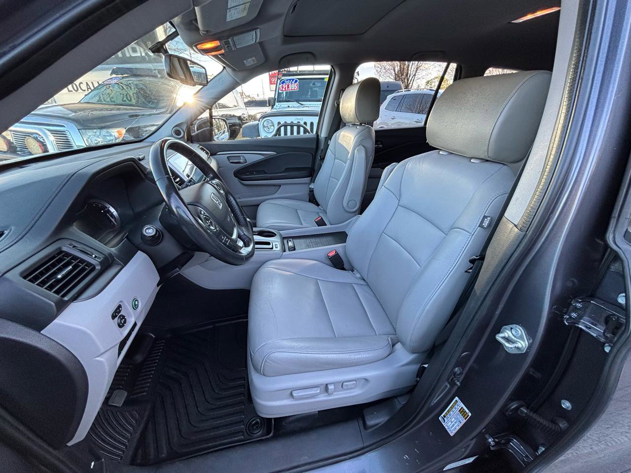 Used 2017 Honda Pilot EX-L image 8