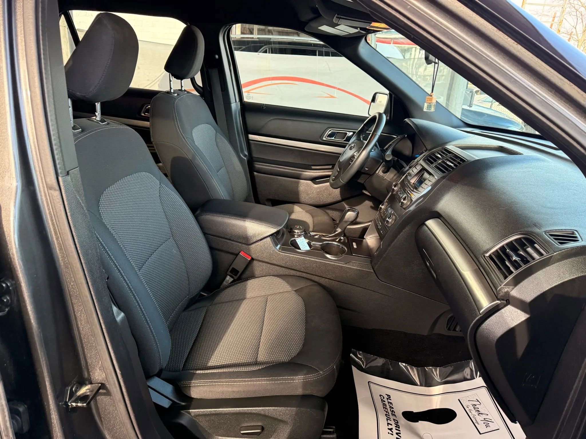 Used 2019 Ford Explorer XLT image 69