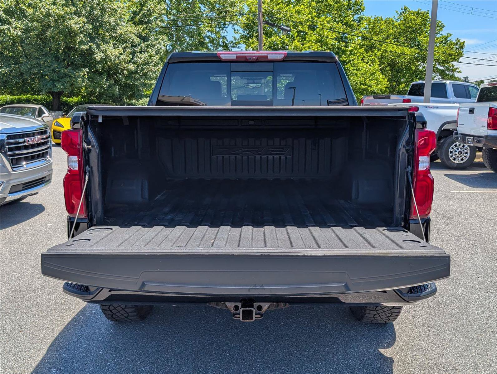 Used 2022 Chevrolet Silverado 1500 ZR2 w/ Technology Package AWD/4WD image 14
