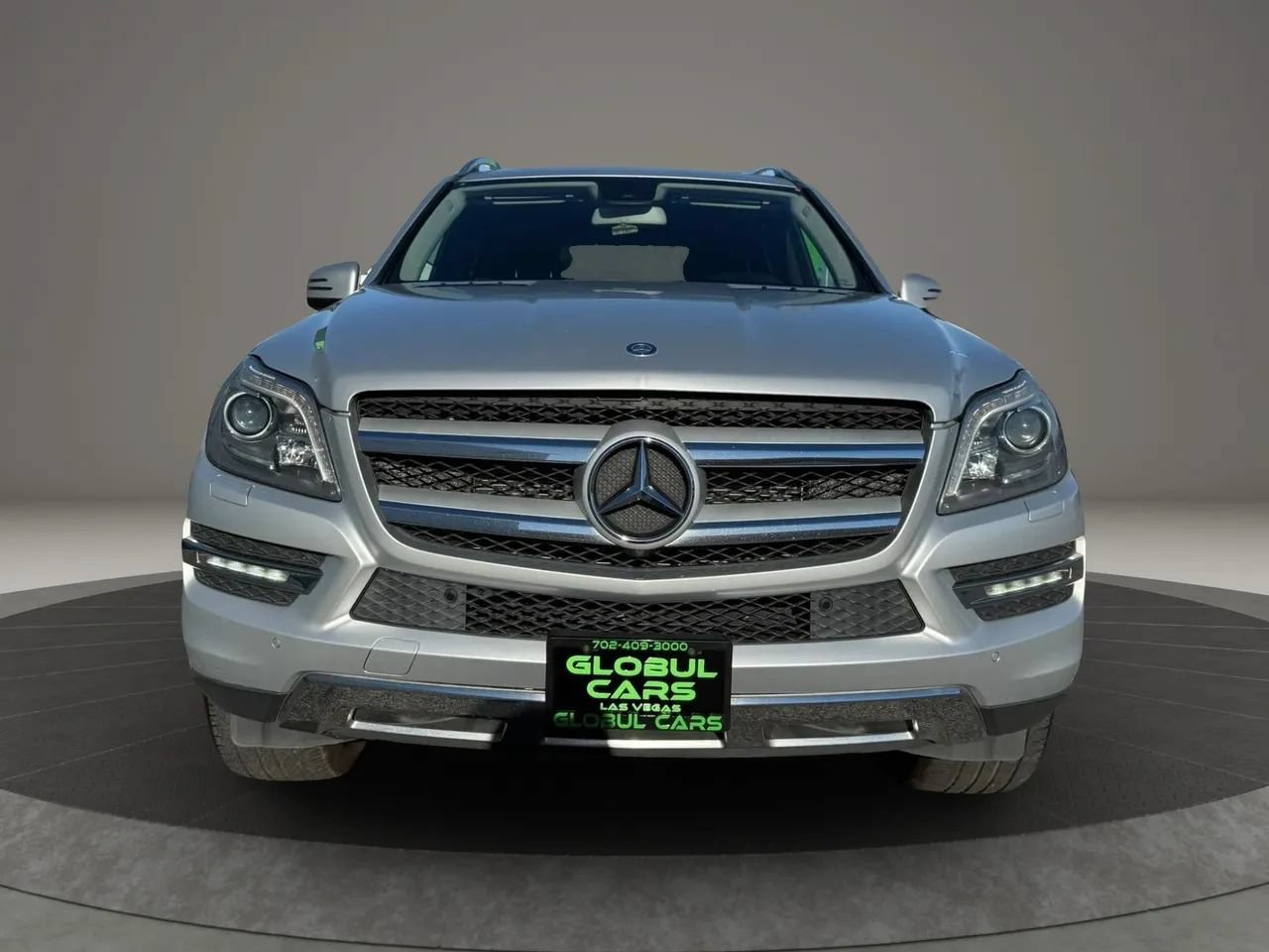 Used 2016 Mercedes-Benz GL 450 4MATIC image 3