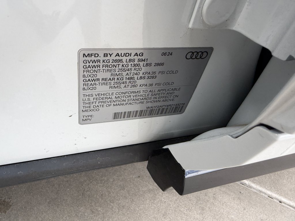 Used 2024 Audi Q5 e Prestige w/ Prestige Package AWD/4WD image 53