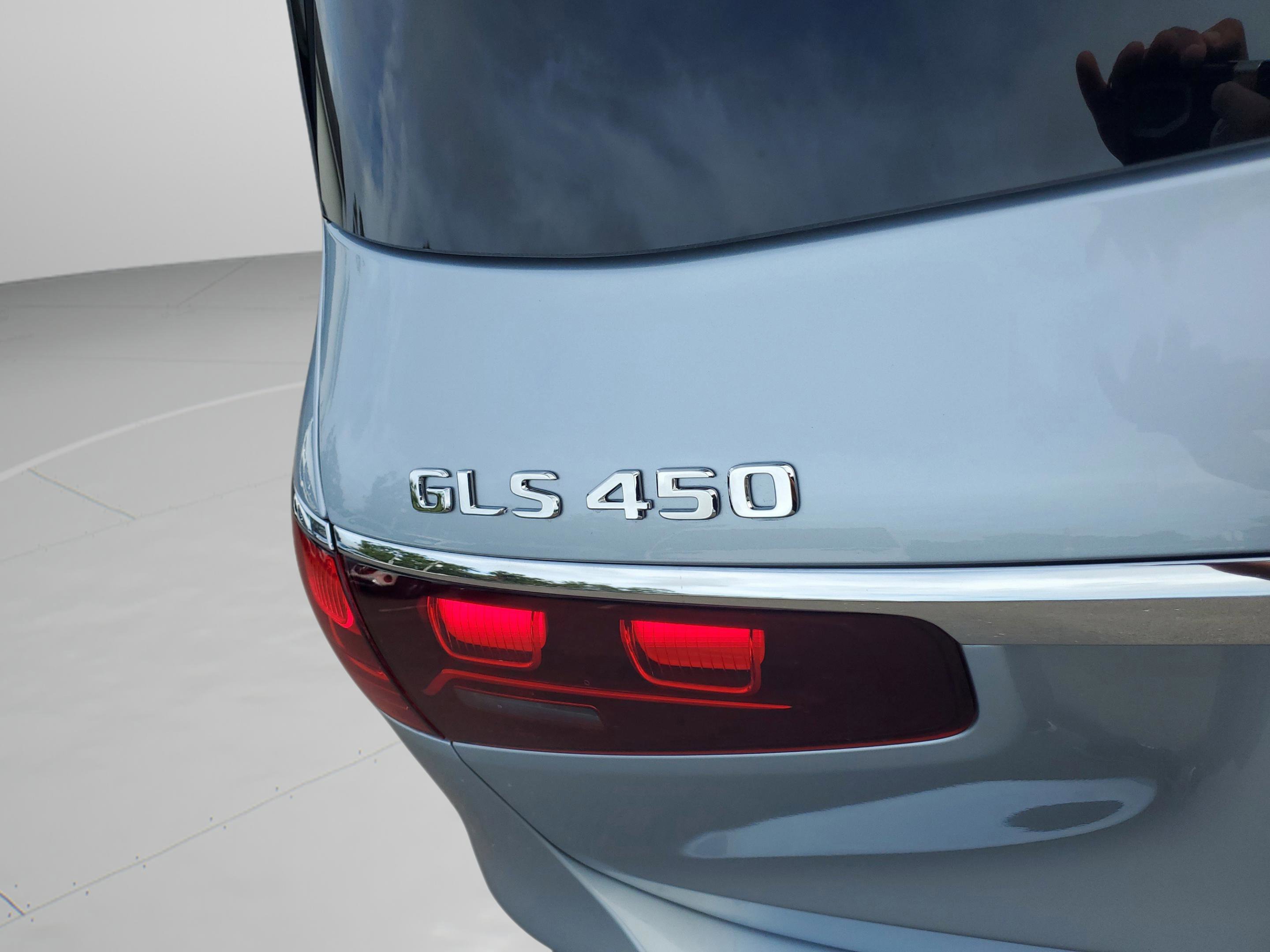 Certified 2026 Mercedes-Benz GLS 450 4MATIC image 39
