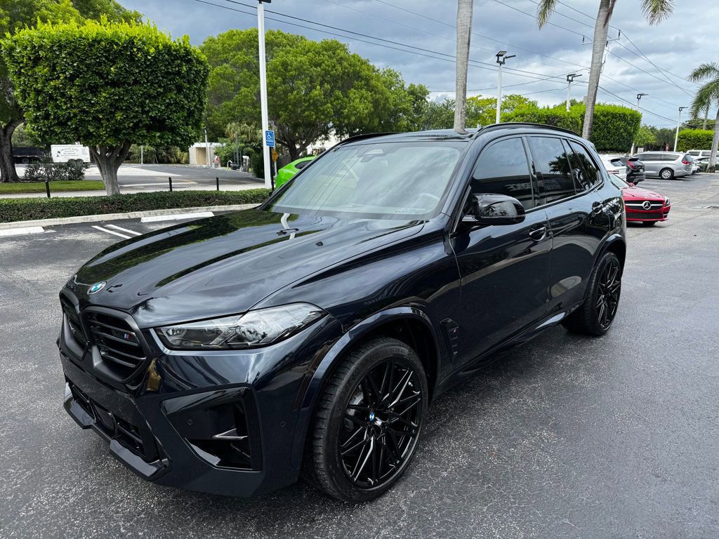 Used 2025 BMW X5 M Competition AWD/4WD image 1