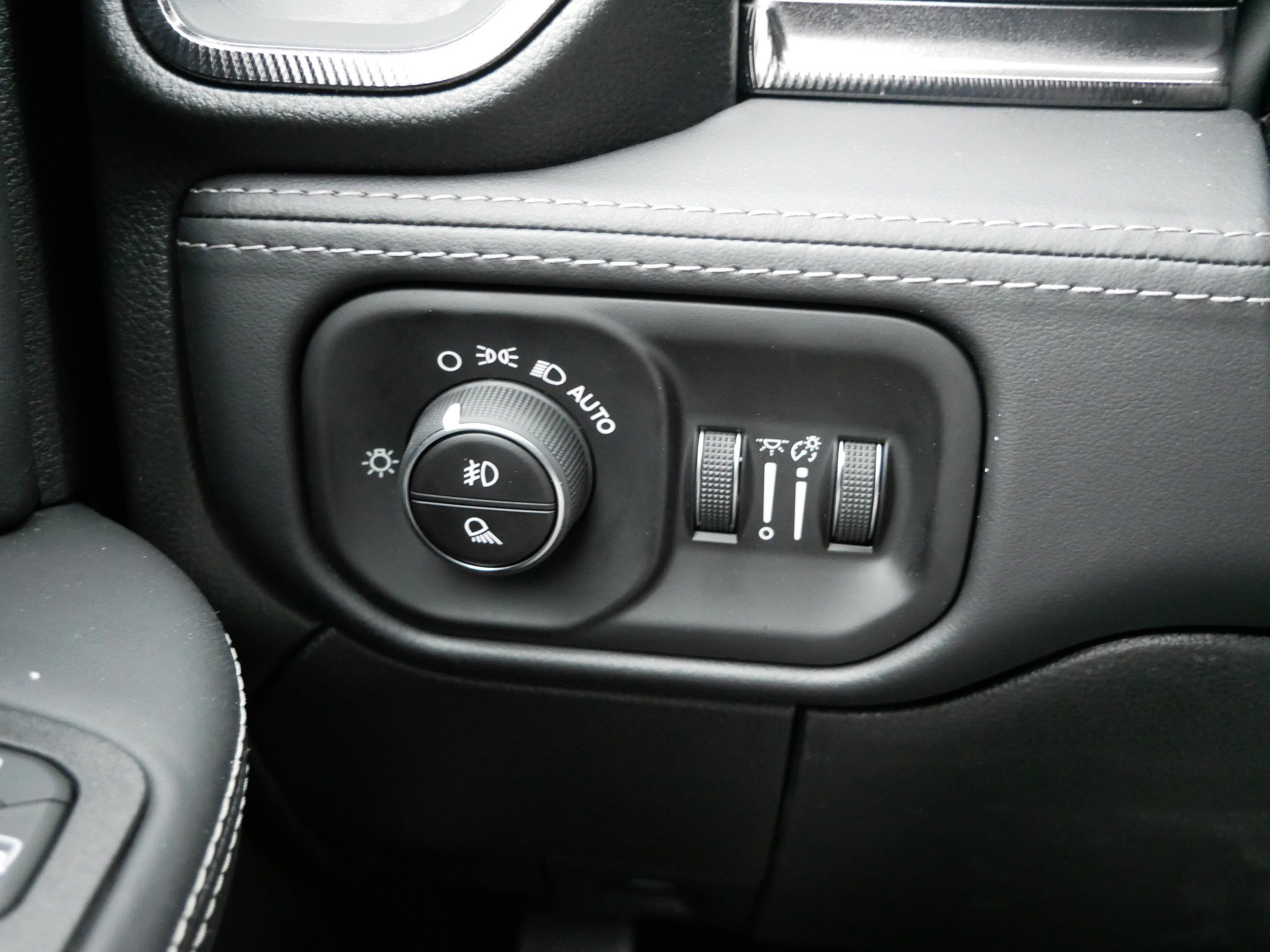 New 2026 RAM 2500 Rebel w/ Rebel Level 2 Equipment Group image 17