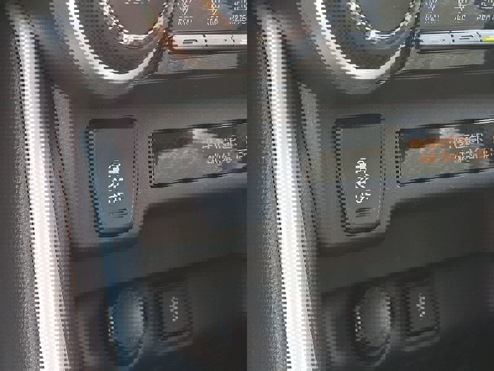 Certified 2021 Toyota RAV4 XLE image 29