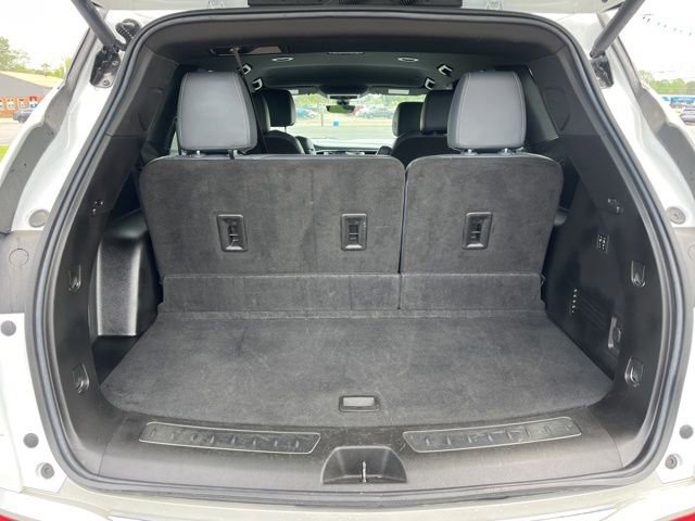 Used 2024 Buick Enclave Premium FWD image 7
