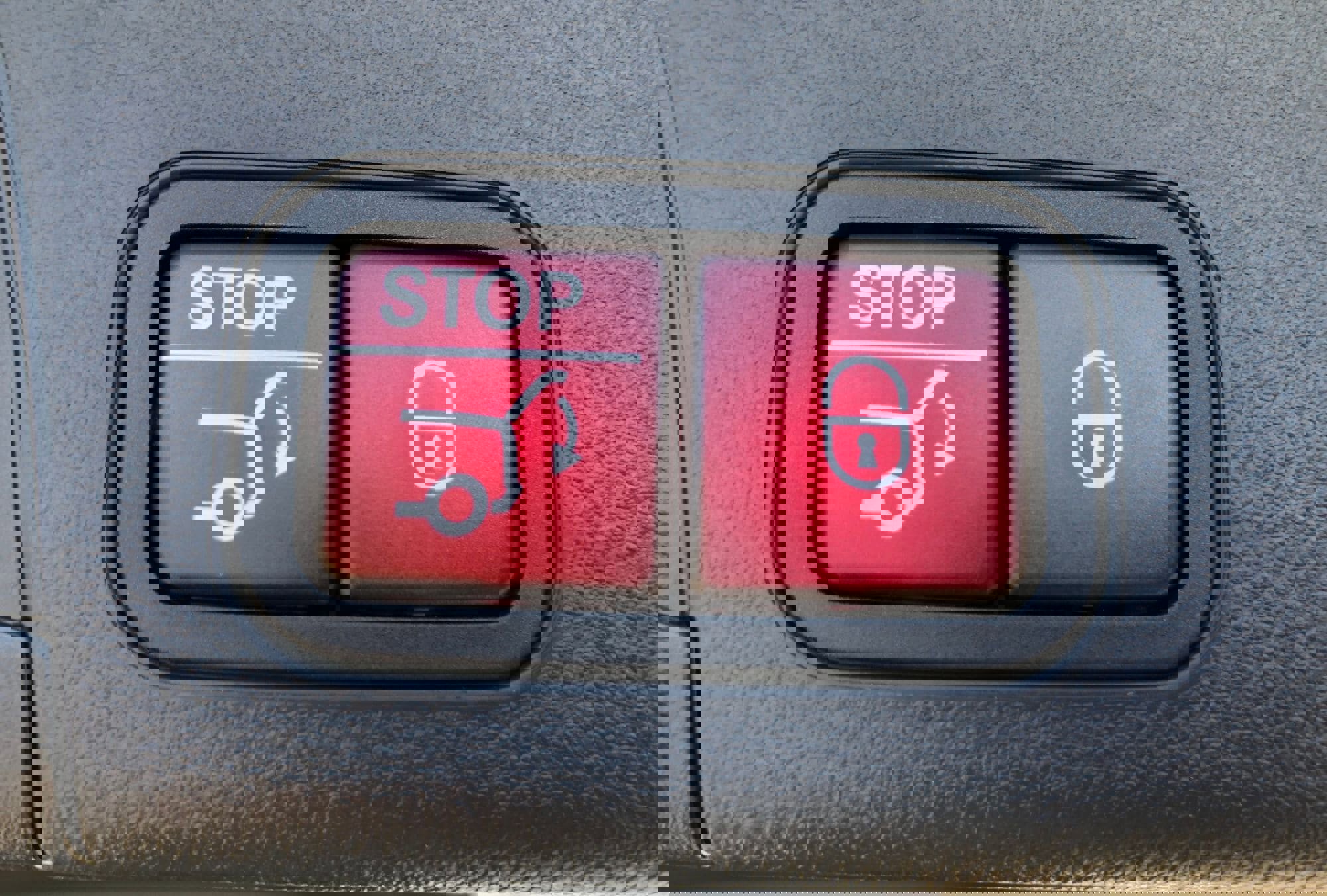 New 2022 Mercedes-Benz EQB 300 4MATIC image 37