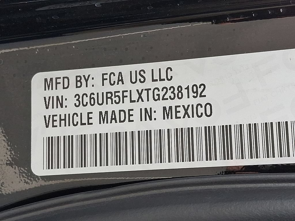 New 2026 RAM 2500 Laramie AWD/4WD image 11
