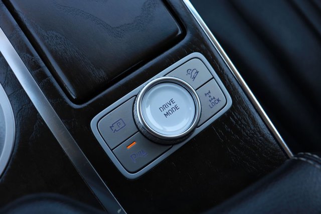 Used 2024 Genesis GV80 3.5T image 19