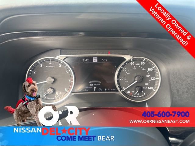 Used 2025 Nissan Pathfinder SL image 21