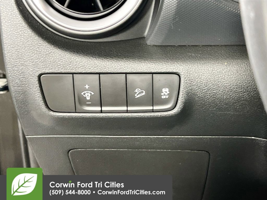 Used 2022 Hyundai Kona SEL w/ Convenience Package AWD/4WD image 20