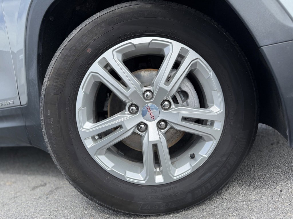 Used 2024 GMC Terrain SLE image 39