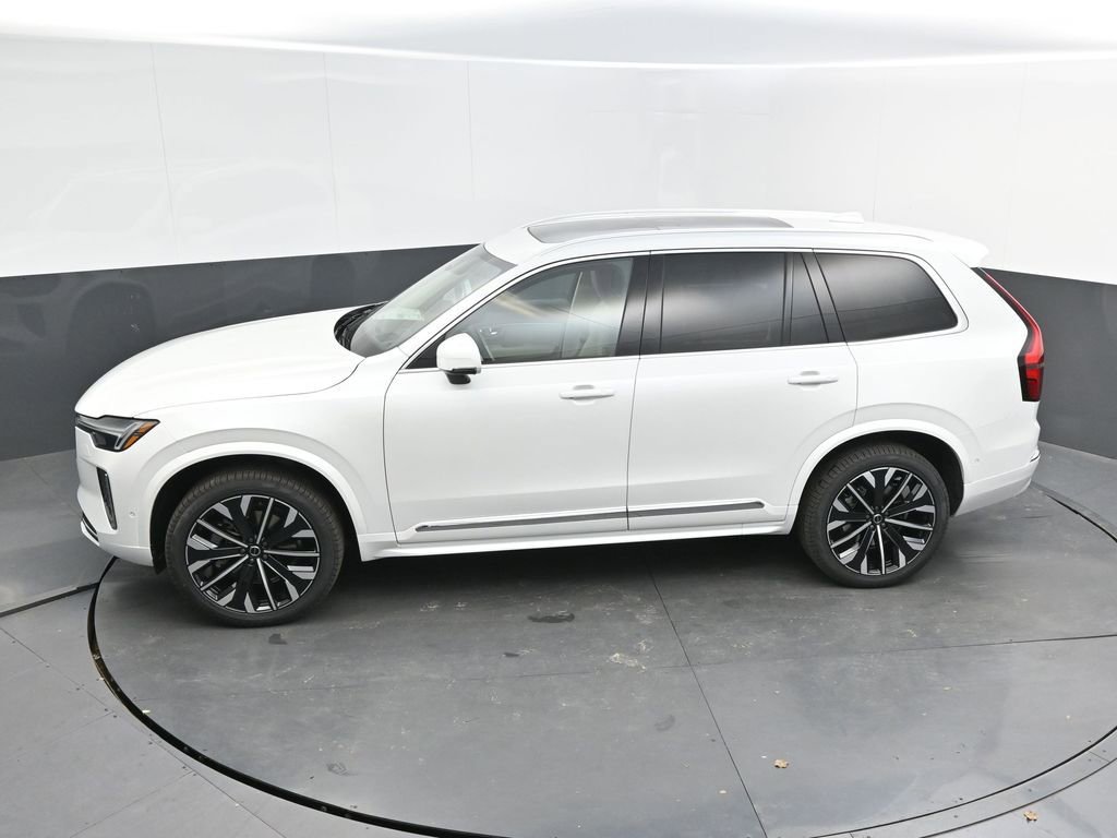 New 2026 Volvo XC90 B6 Ultra w/ Protection Package image 24