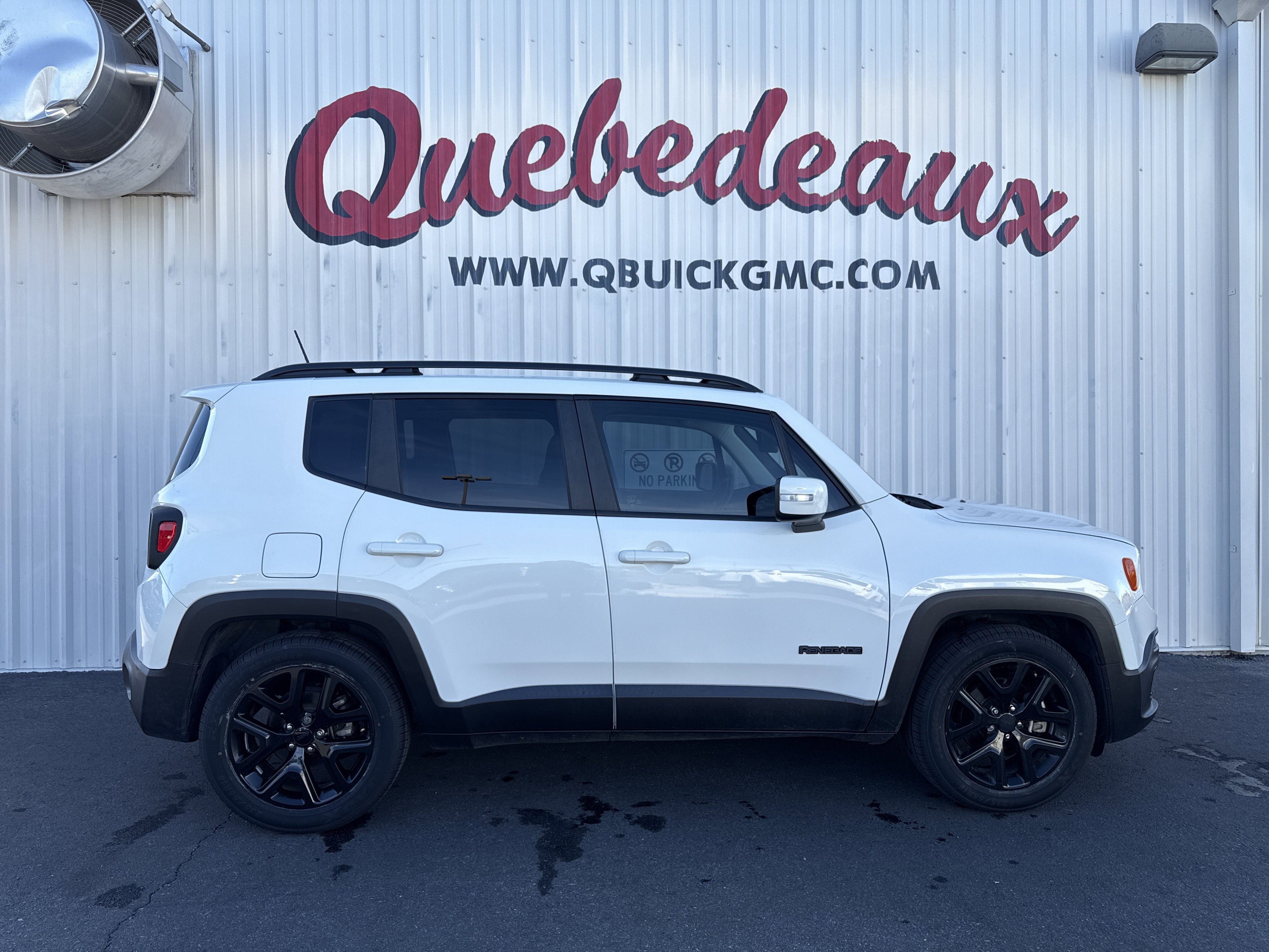 Used 2018 Jeep Renegade Altitude image 30
