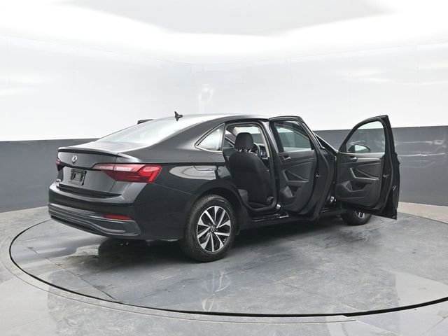 Used 2024 Volkswagen Jetta S FWD image 28