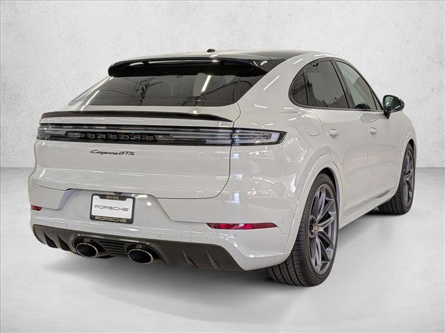 Used 2025 Porsche Cayenne GTS image 9