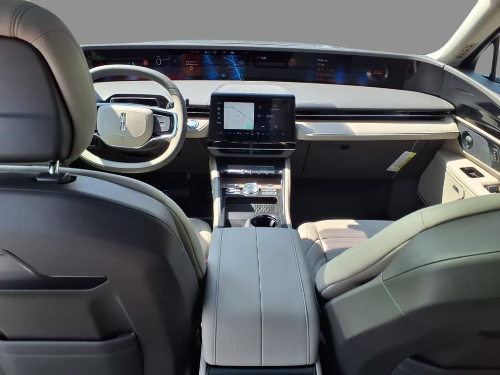 New 2025 Lincoln Nautilus Reserve w/ Jet Appearance Package AWD/4WD image 13