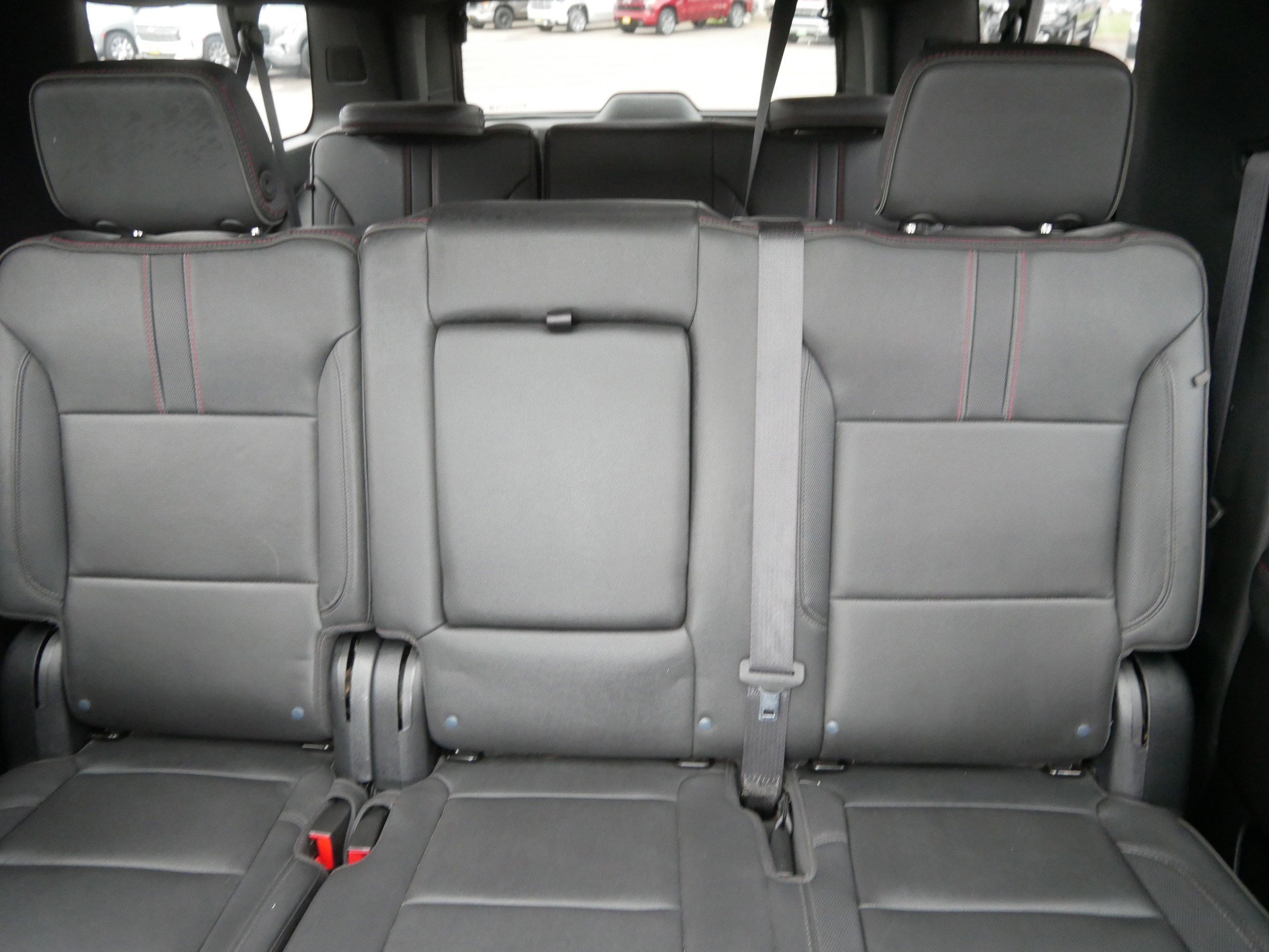 Used 2023 Chevrolet Suburban RST image 13