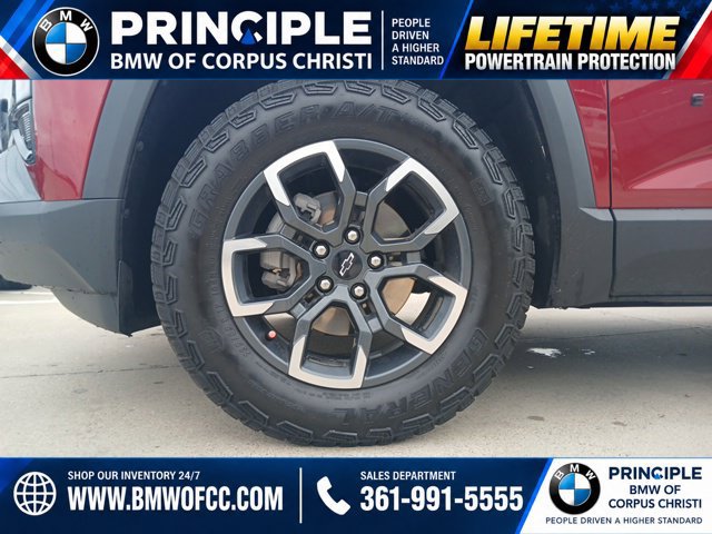 Used 2025 Chevrolet Equinox ACTIV w/ Convenience Package III AWD/4WD image 6