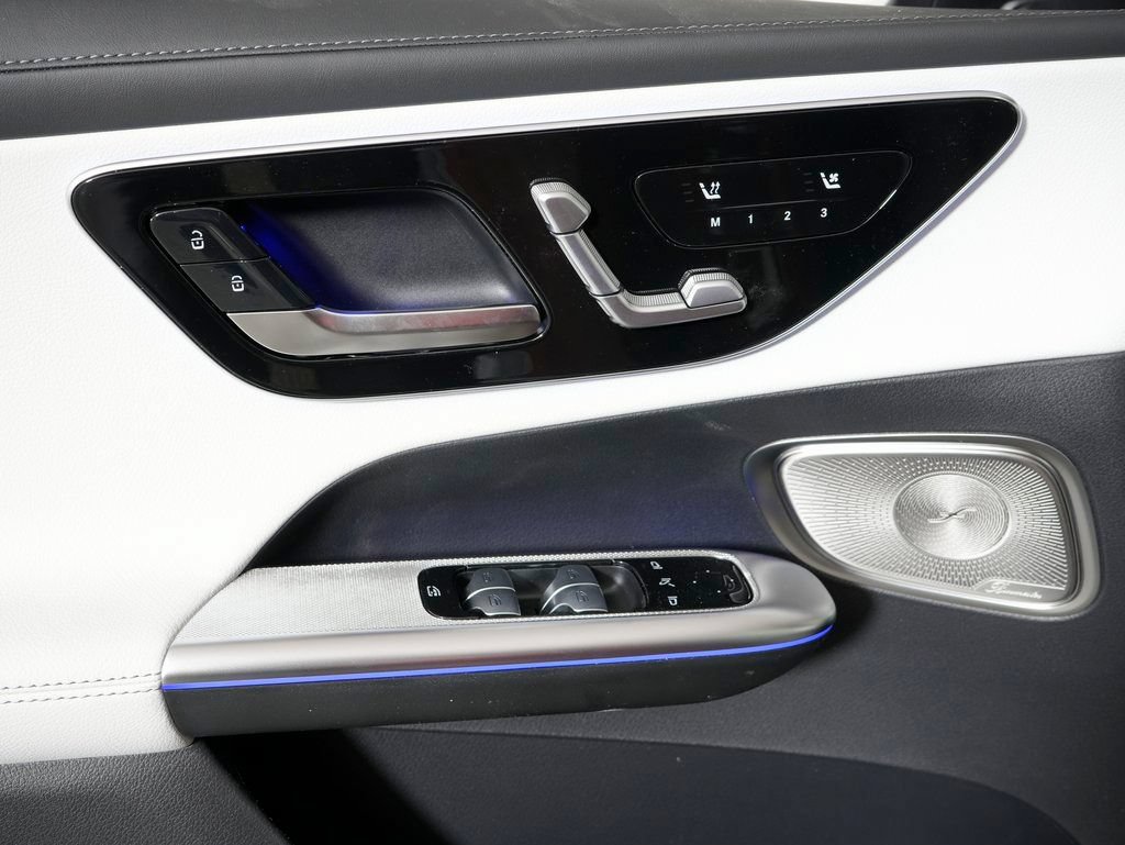 Certified 2026 Mercedes-Benz GLC 300 4MATIC image 12
