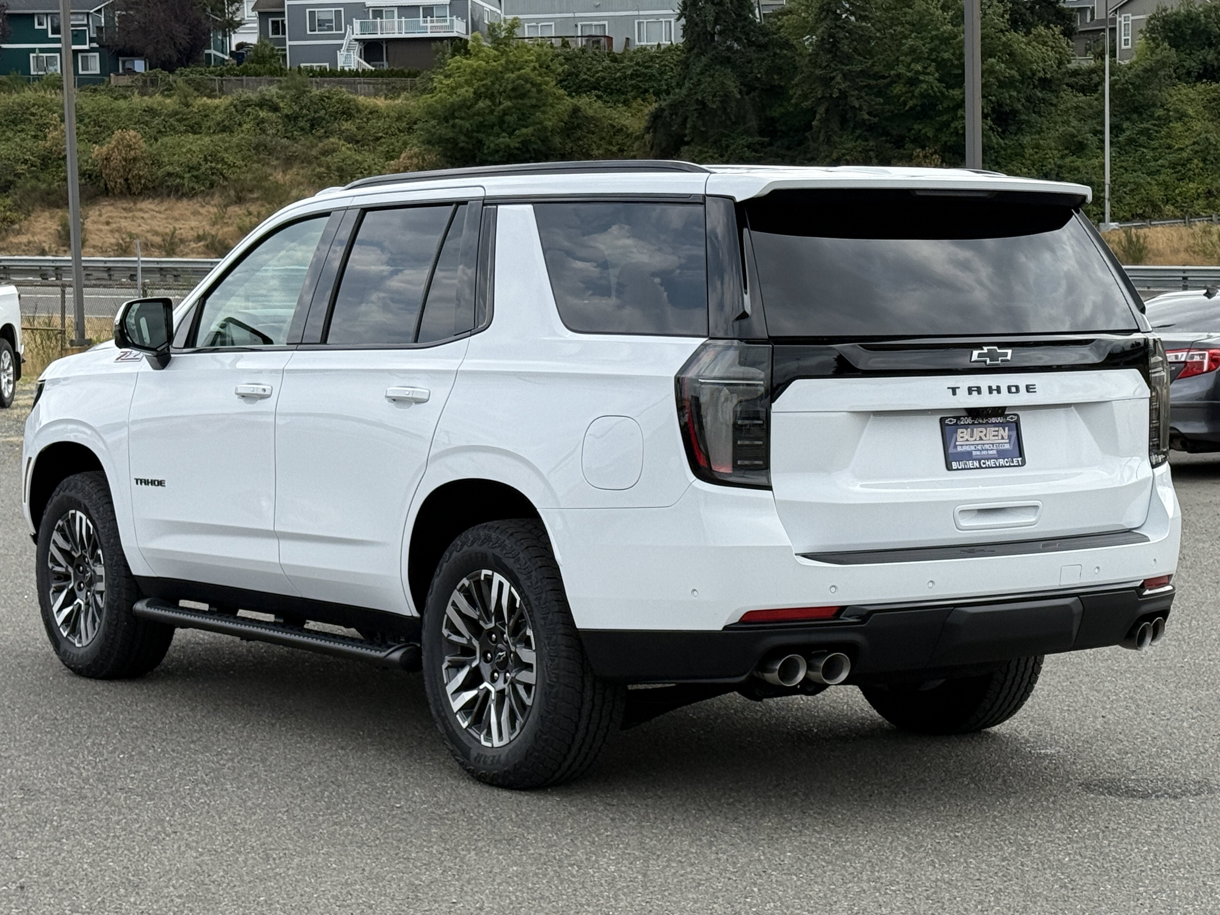 New 2026 Chevrolet Tahoe Z71 w/ Z71 Off-Road Package AWD/4WD image 3