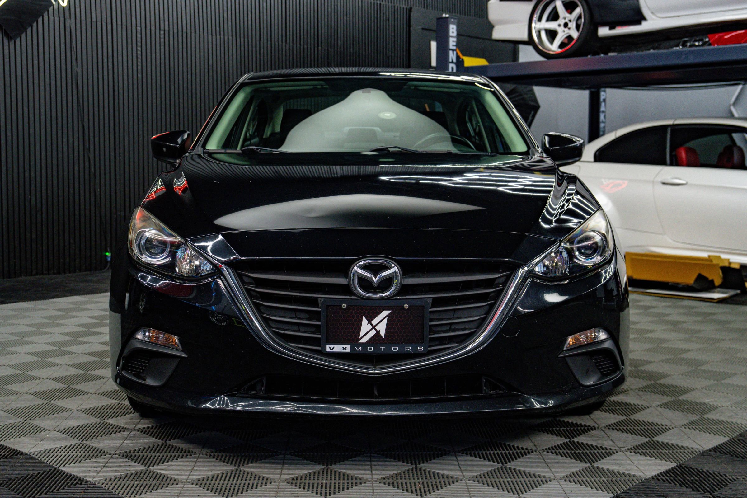 Used 2016 MAZDA MAZDA3 i Sport FWD image 3