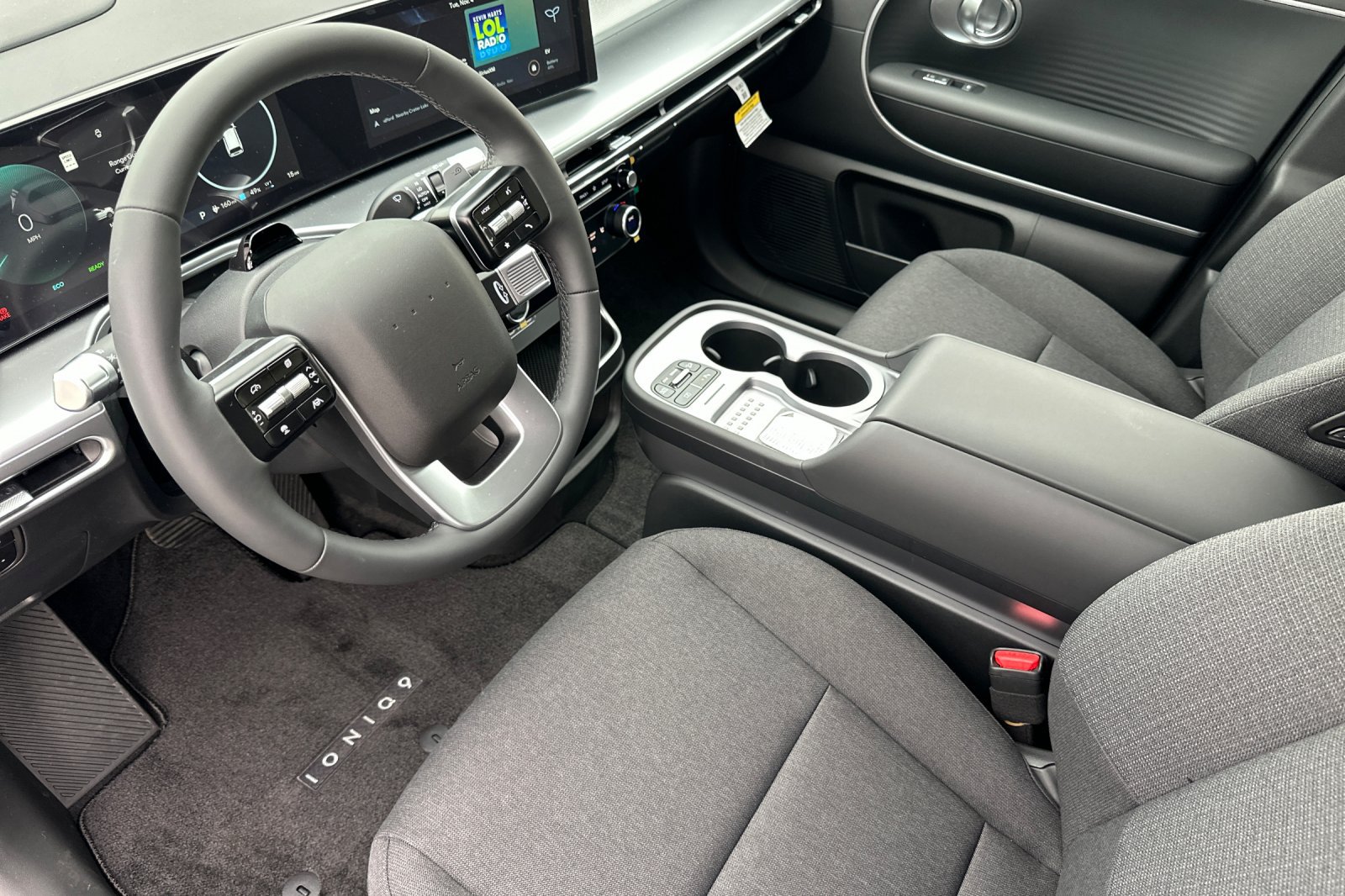New 2026 Hyundai Ioniq 9 SE AWD/4WD image 10