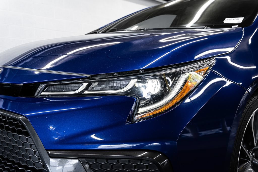 Used 2020 Toyota Corolla XSE FWD image 9