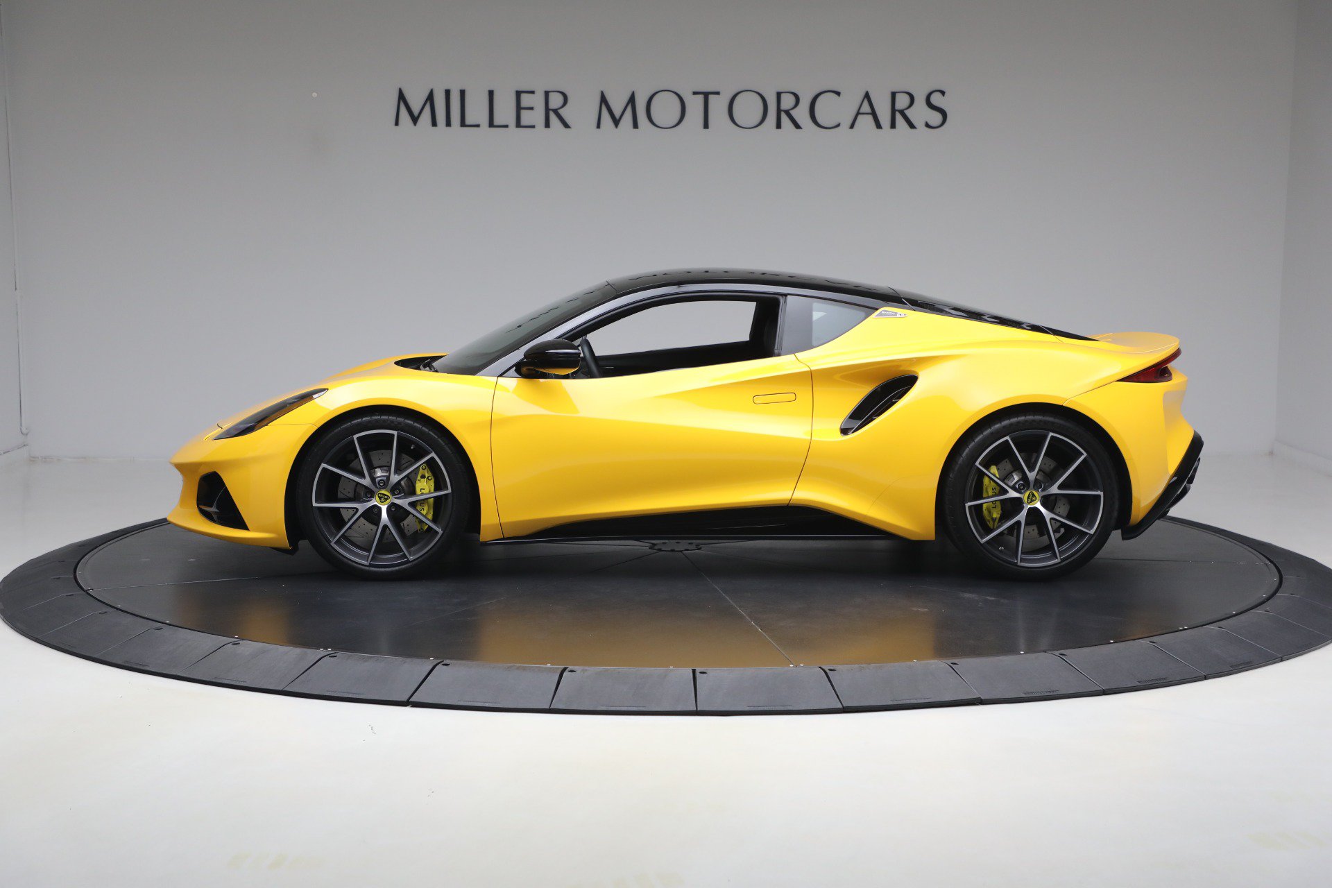 Used 2024 Lotus Emira First Edition RWD image 3