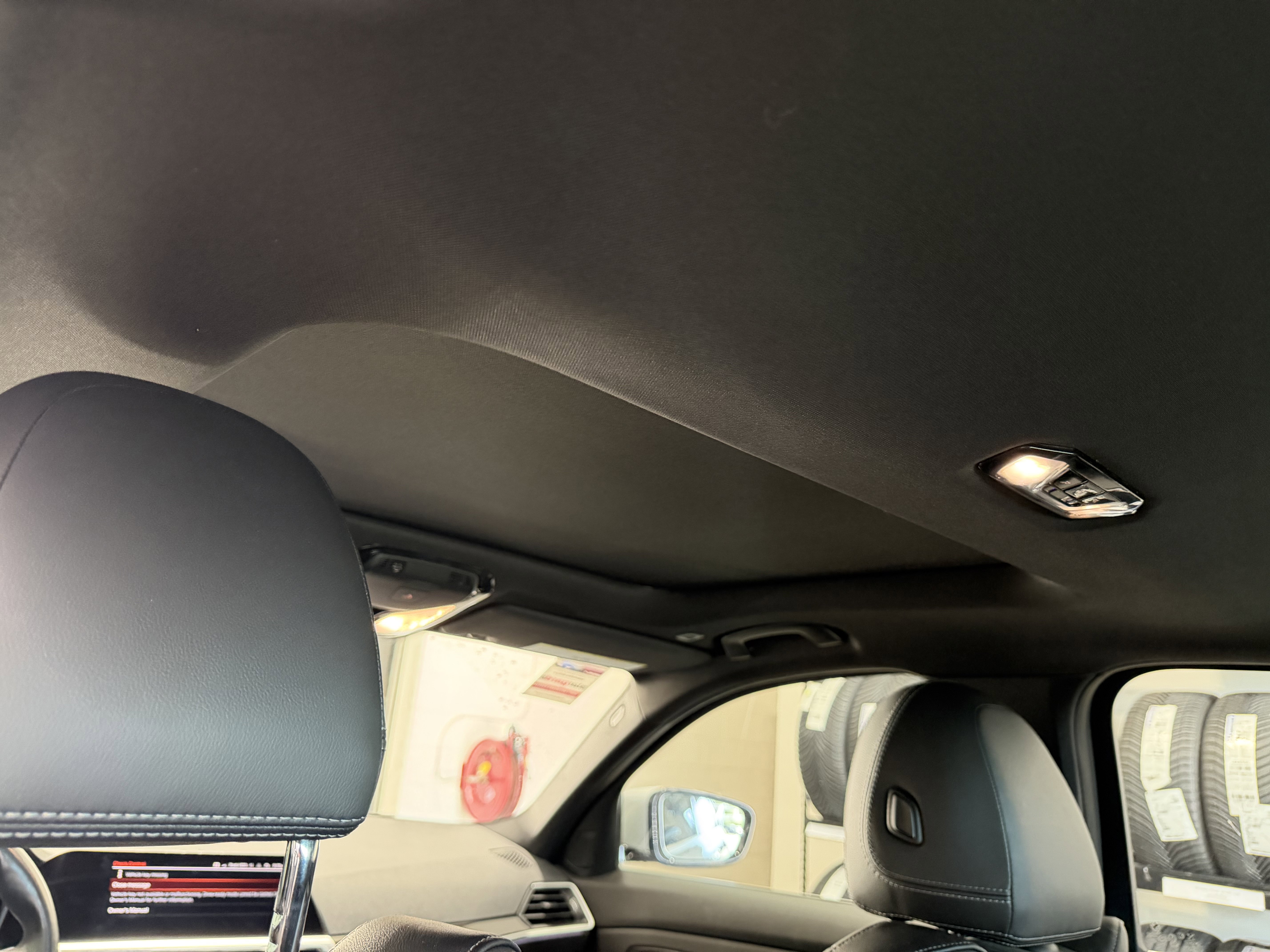 Used 2019 BMW 330i Sedan w/ Premium Package RWD image 27