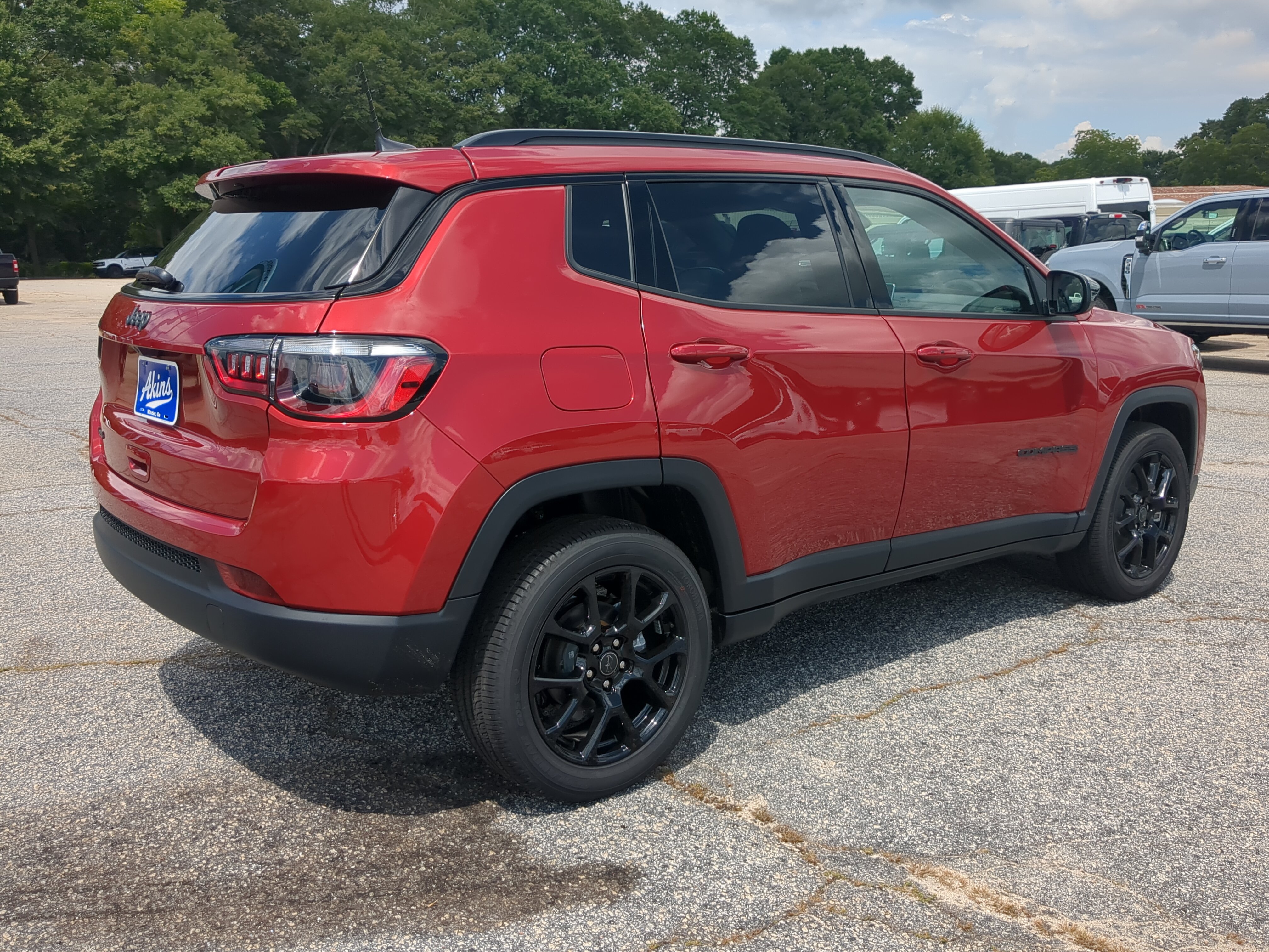 New 2026 Jeep Compass Latitude AWD/4WD image 3