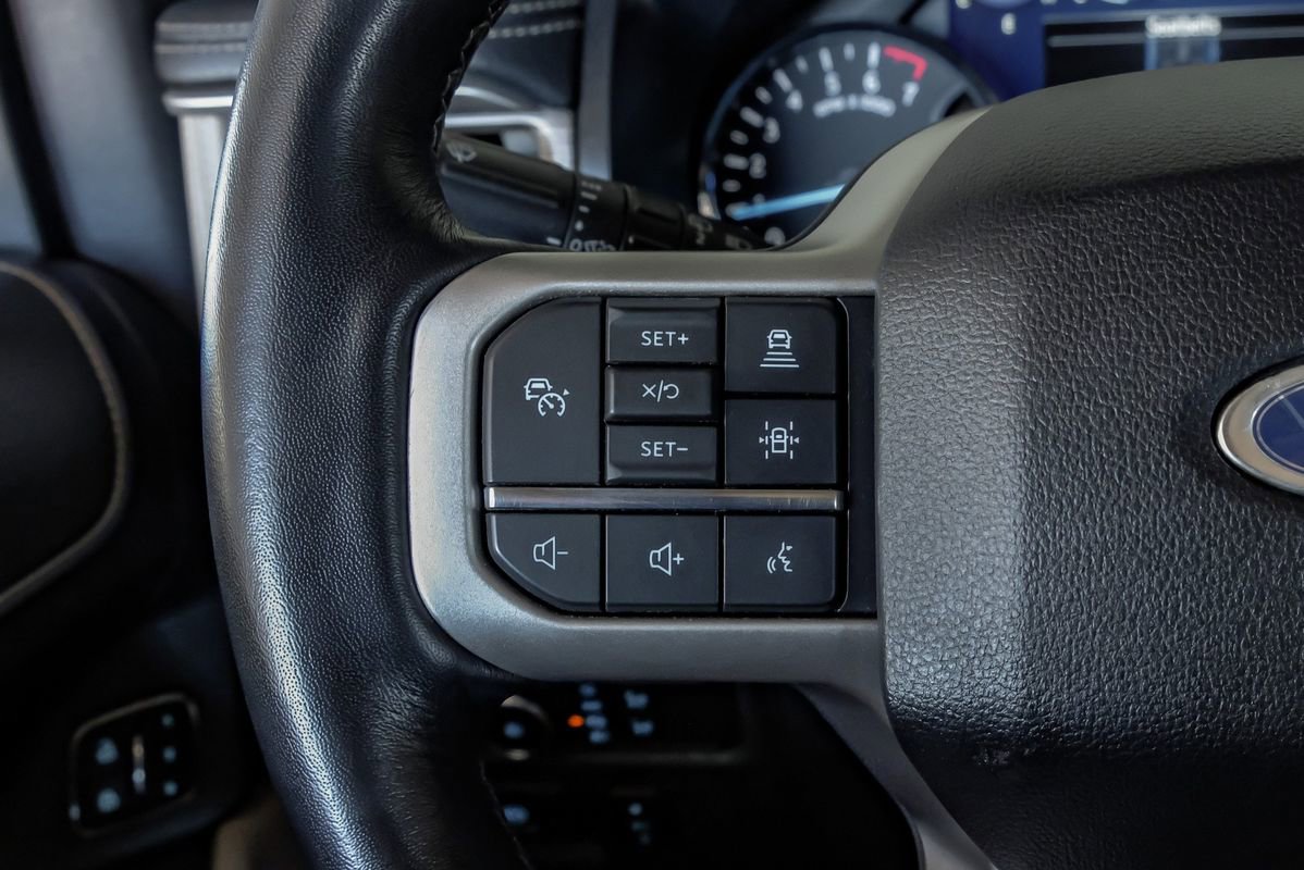 Used 2022 Ford Expedition Max Limited image 16