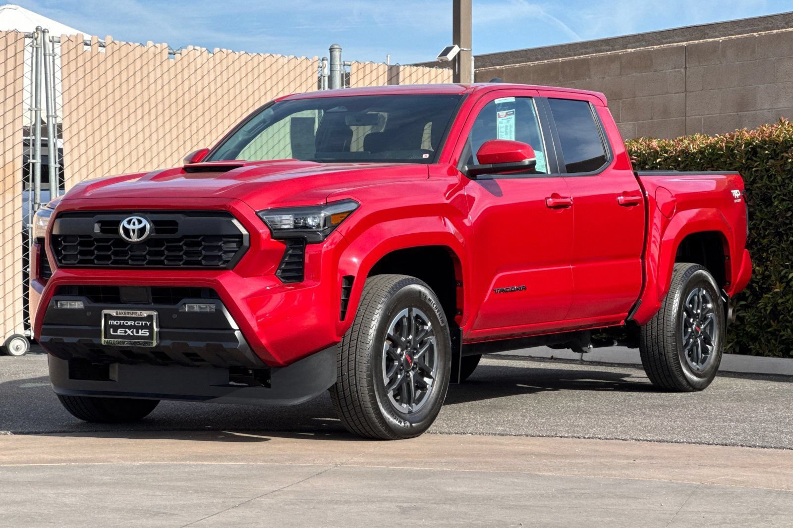 Used 2024 Toyota Tacoma TRD Sport w/ TRD Sport Upgrade Package AWD/4WD image 8
