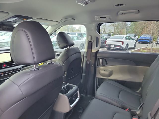 New 2026 Kia Carnival EX FWD image 25