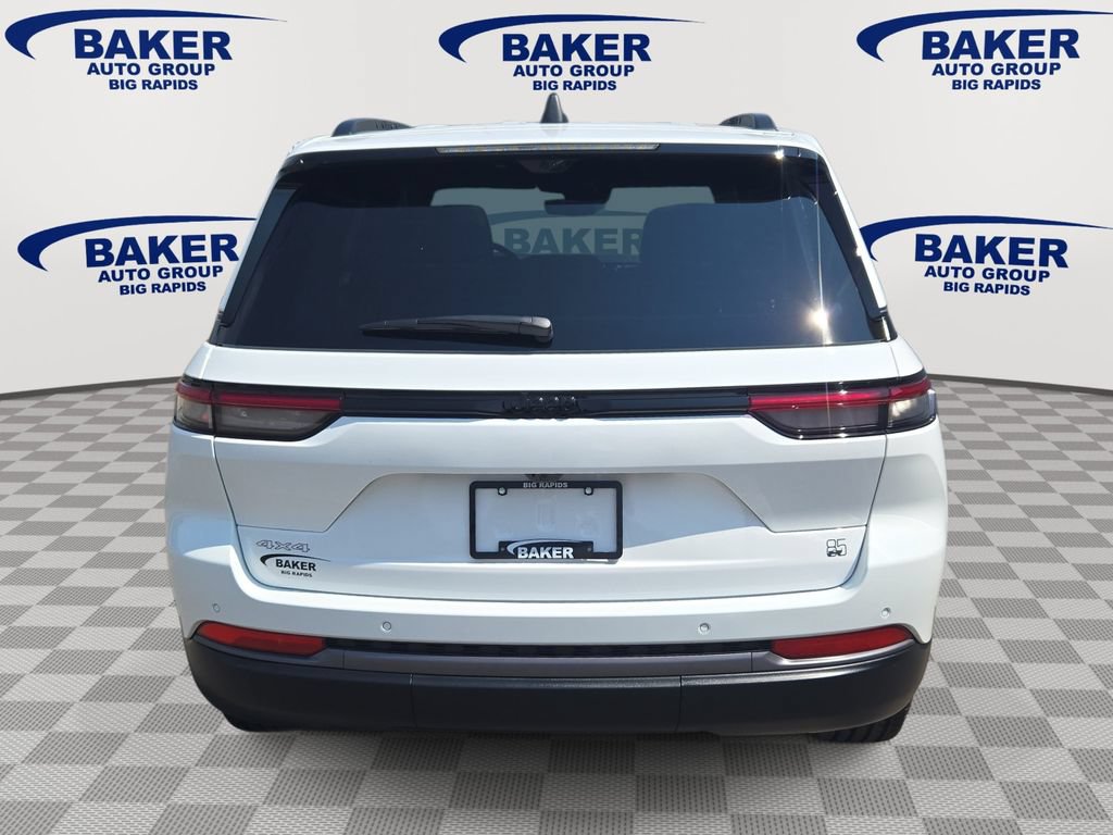 New 2026 Jeep Grand Cherokee Limited AWD/4WD image 4